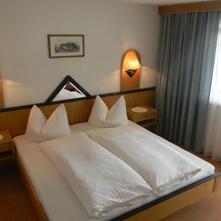 Haus Zentner Hotel Nauders Eksteriør billede