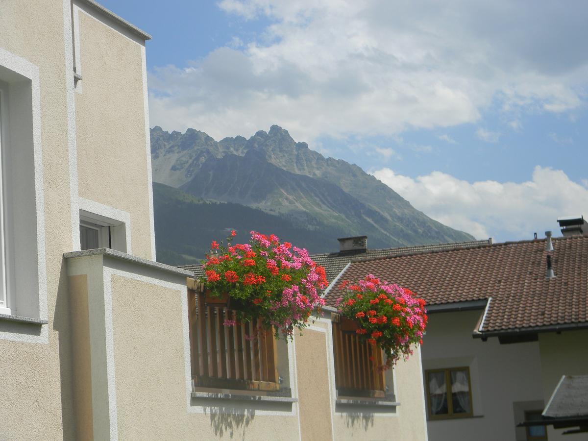 Haus Zentner Hotel Nauders Eksteriør billede