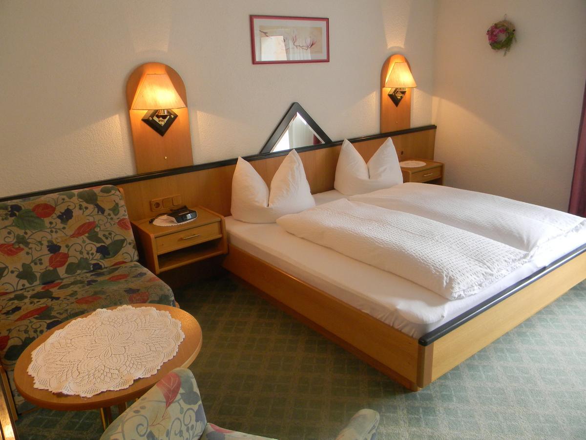Haus Zentner Hotel Nauders Eksteriør billede