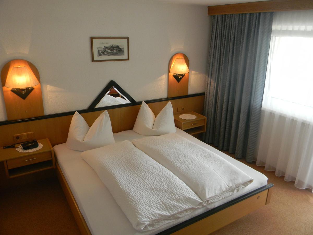 Haus Zentner Hotel Nauders Eksteriør billede